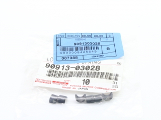 9091303028 TOYOTA - Сухарик (седло клапана) - Autoyamato